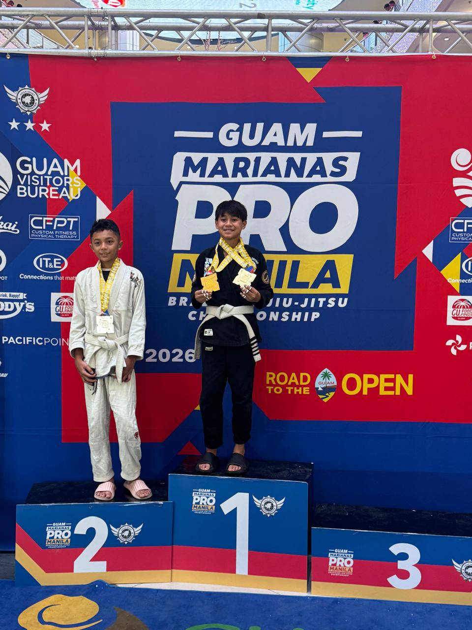 Bray with his gold medals at the 2026 Marianas Pro Manila