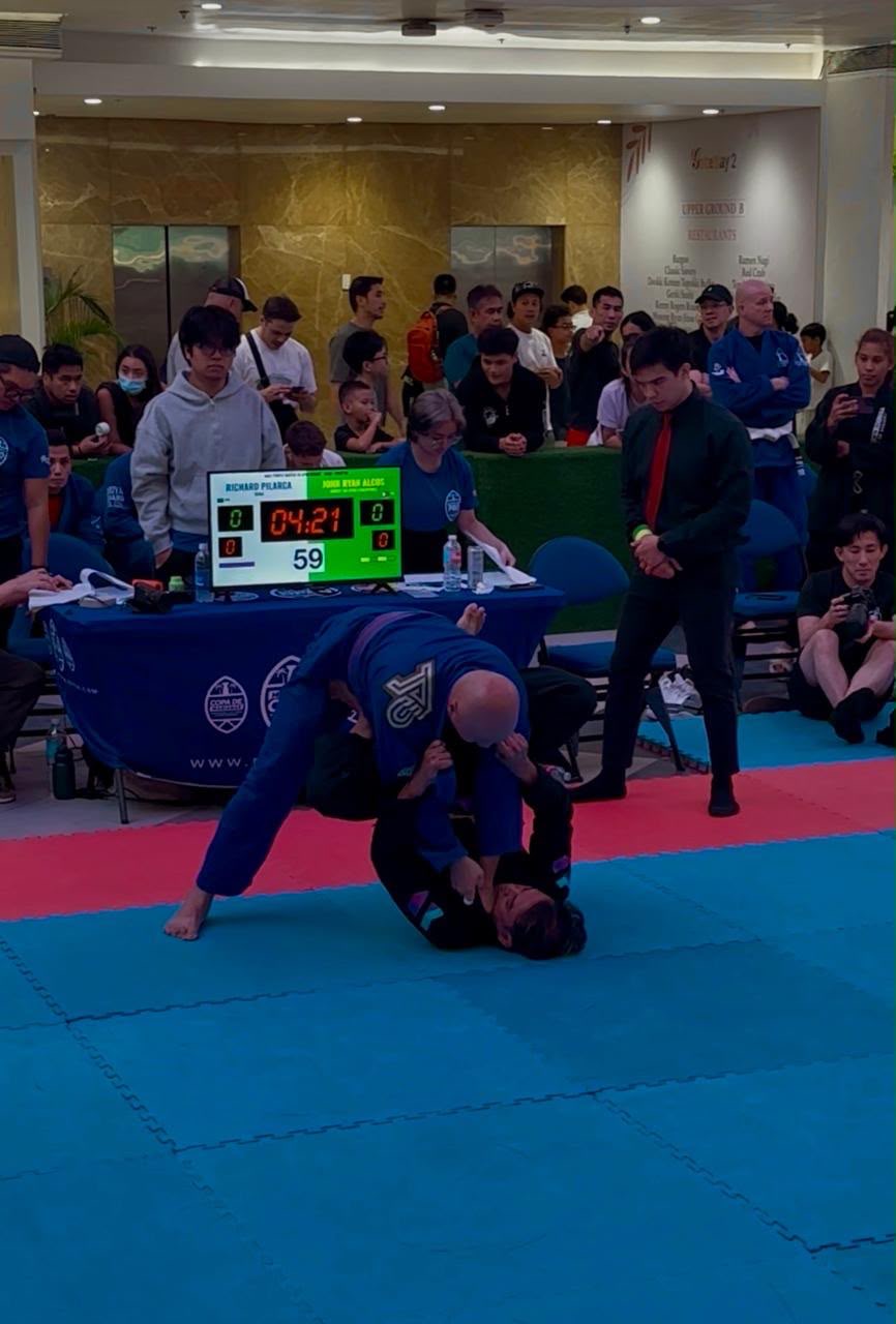 Richard Pilarca competing at Copa de Marianas