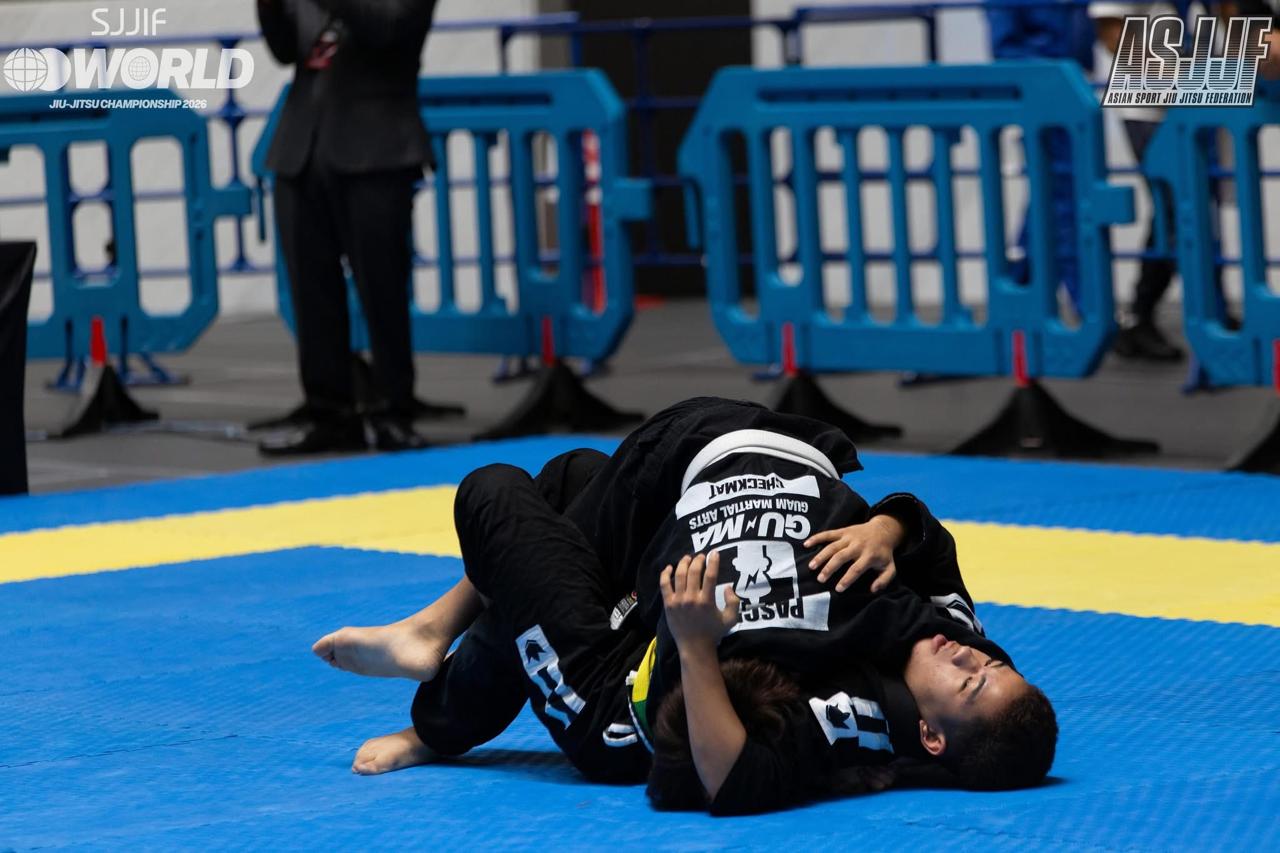 Jarelle Pascual in a SJJIF Worlds match