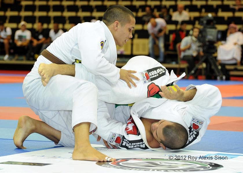 Jon Tuck in top position during an IBJJF match