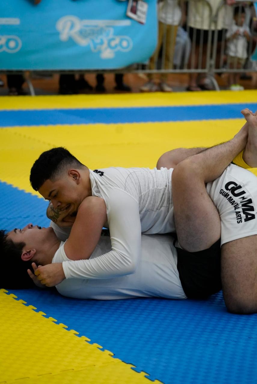 Treyton Marar competing in a No-Gi tournament