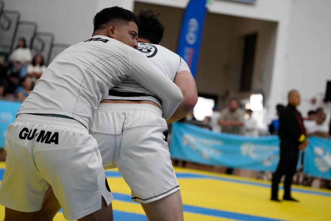 Treyton Marar in a No-Gi match
